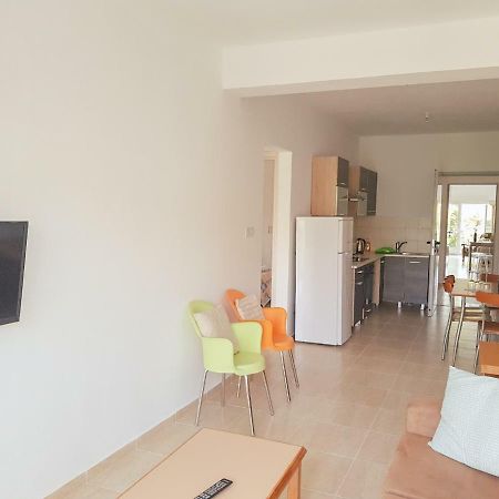 Paphos Apartments Luaran gambar